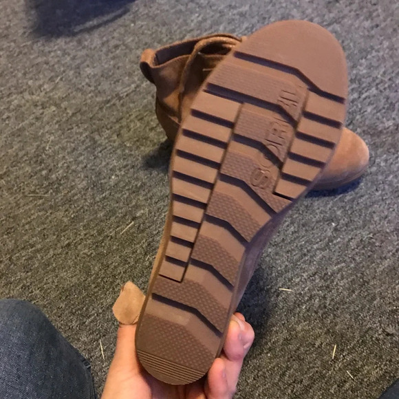 Sorel Tan Evie Boots, size 37.5 - Picture 3 of 7